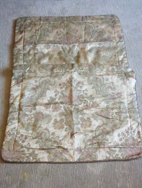 Croscill Pillow Shams 2 Jacquard Gold Green Floral 27" X 21" EUC